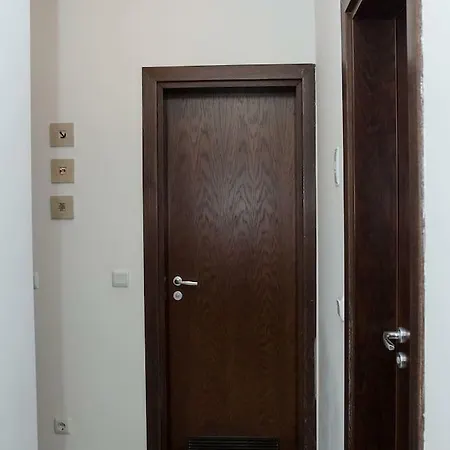 Superb 2-Bdr Luxury Apt With Pool In Villa Mare By Flat Mаnager 아파트 *