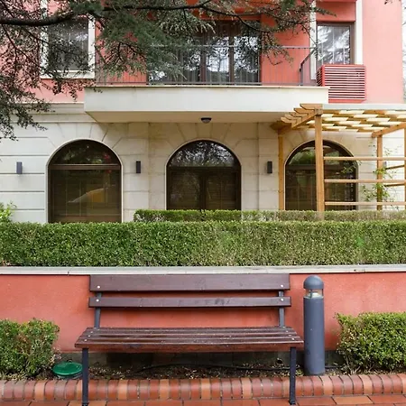 Superb 2-bdr Luxury With Pool In Mare By Flat Mаnager